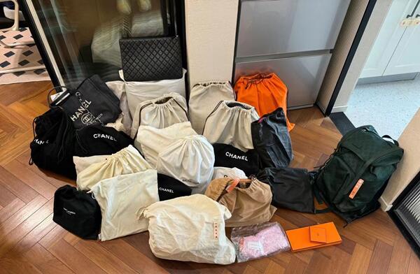 头屯河区回收奢侈品衣服.jpg